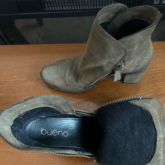 Bueno Suede Boots - Picture 5 of 5